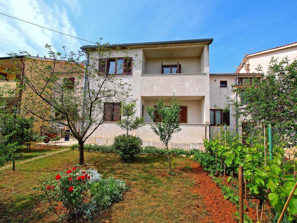 Apartments Lavanda 108 Fazana Exterior photo